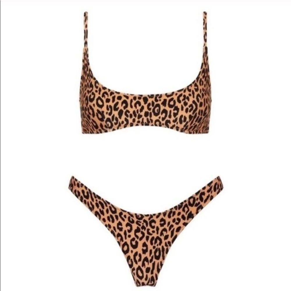 Triangl Leopard Bikini Set - Picture 3 of 11